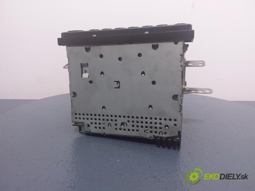 Toyota Avensis 2004 Radio I Navigácia: 86120-44170