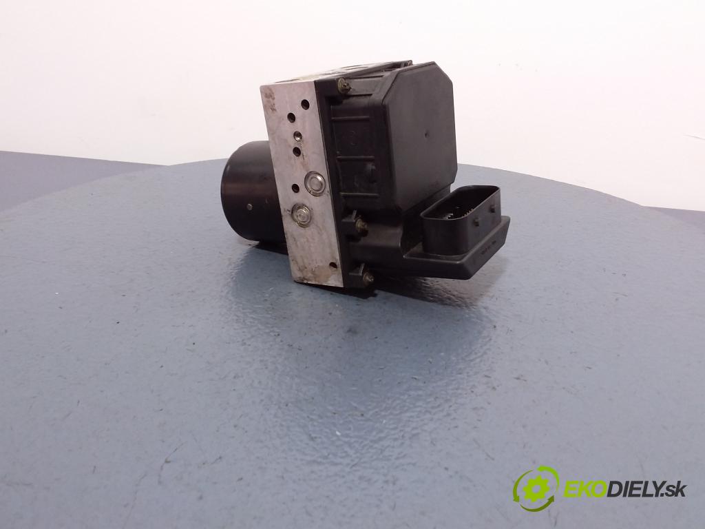 Skoda Fabia 2002 čerpadlo ABS x 6Q0614417E