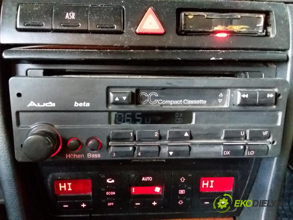 Audi A6 2001 Radio I Navigácia: 4A0035152