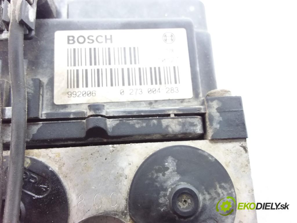 Volkswagen Passat 1999 čerpadlo ABS x 8E0614111B