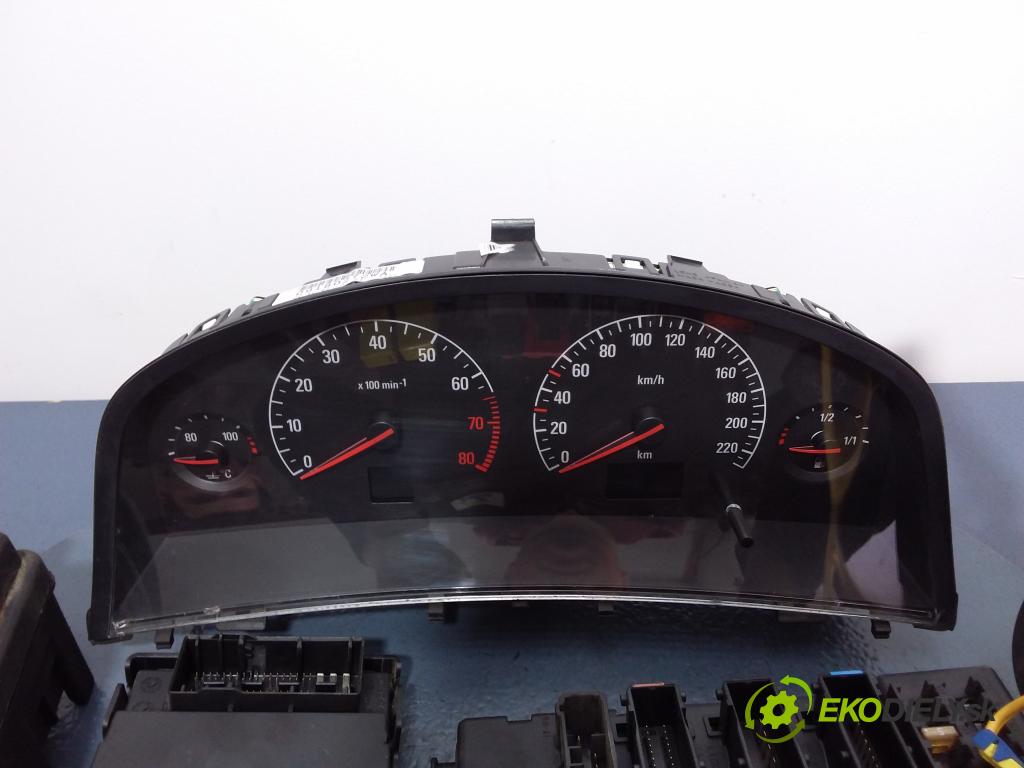 Opel Vectra-c 2002 riadiaca jednotka Motor: 09179499