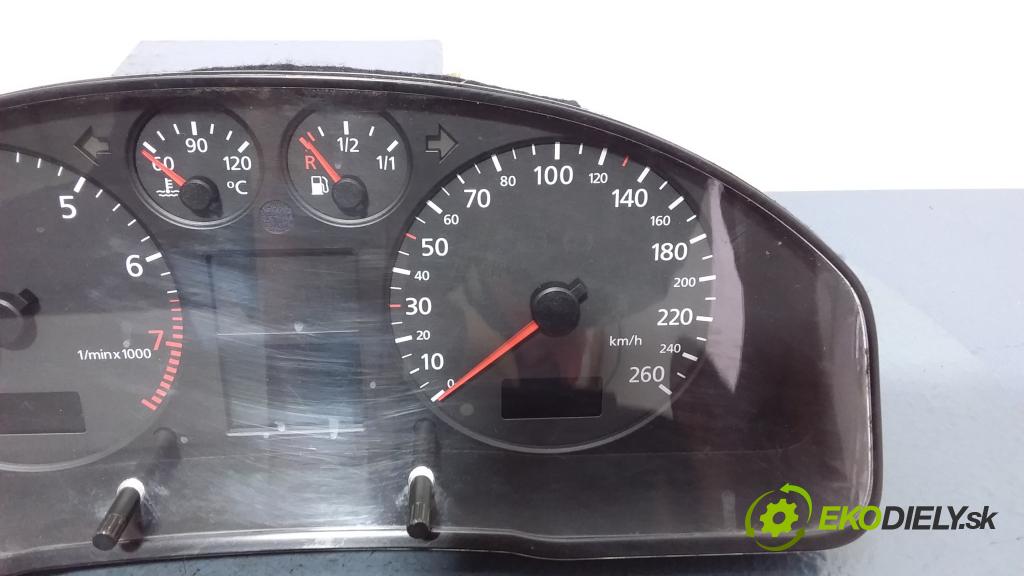 Audi A4 1999 prístrojovka/ budíky 8D0920900B