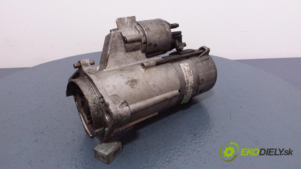 Audi A4 2004 štartér 068911024L