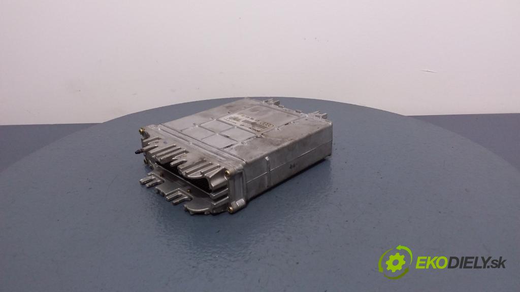 Audi A4 1996 riadiaca jednotka Motor: 028906021CE