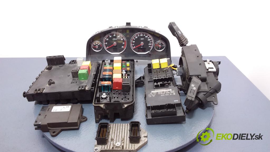 Opel Vectra 2003 riadiaca jednotka Motor: 09179499