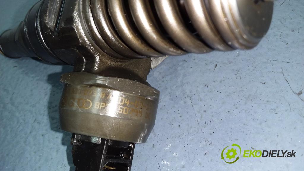 Audi A4 2002 vstrek 038130073BA