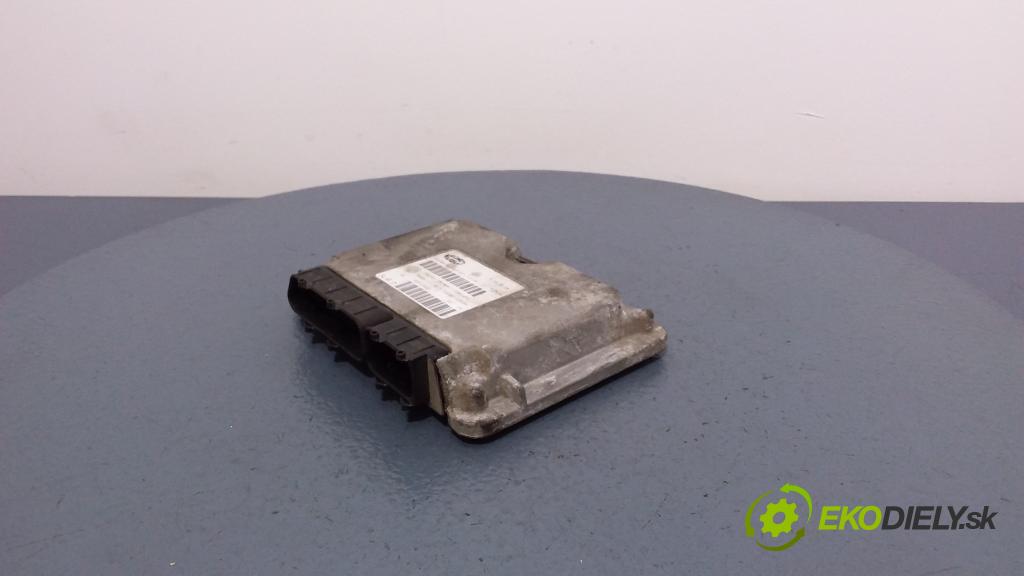 Fiat Panda 2004 riadiaca jednotka Motor: 55188619