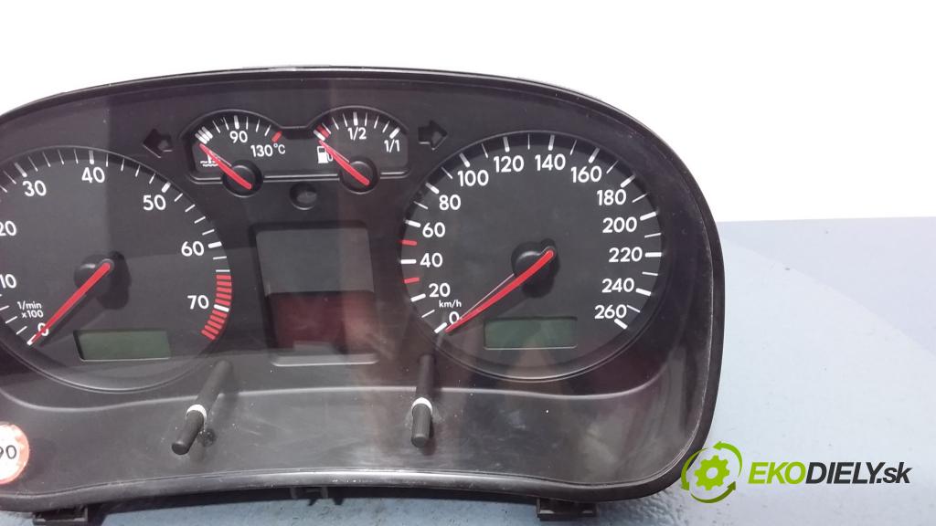 Volkswagen Golf 2001 prístrojovka/ budíky 1J0920826A