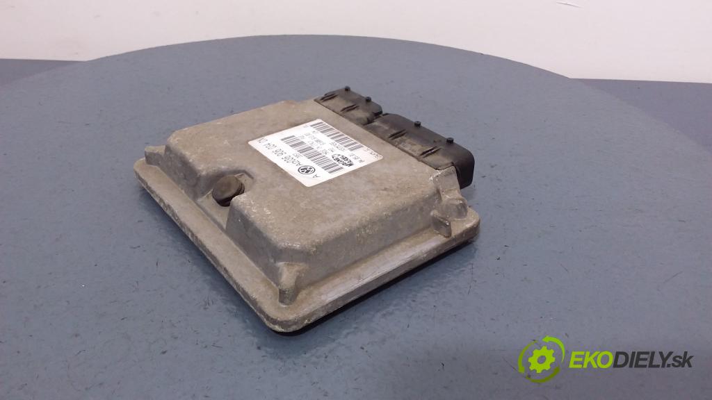 Volkswagen Golf 2001 riadiaca jednotka Motor: 036906034CN