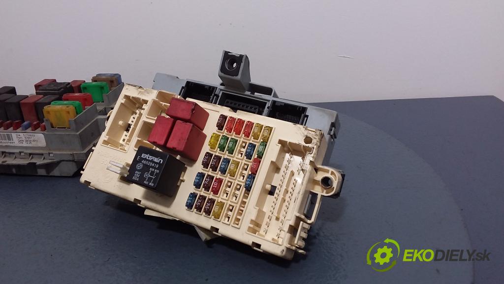Fiat Stilo 2003 riadiaca jednotka Motor: 55189584