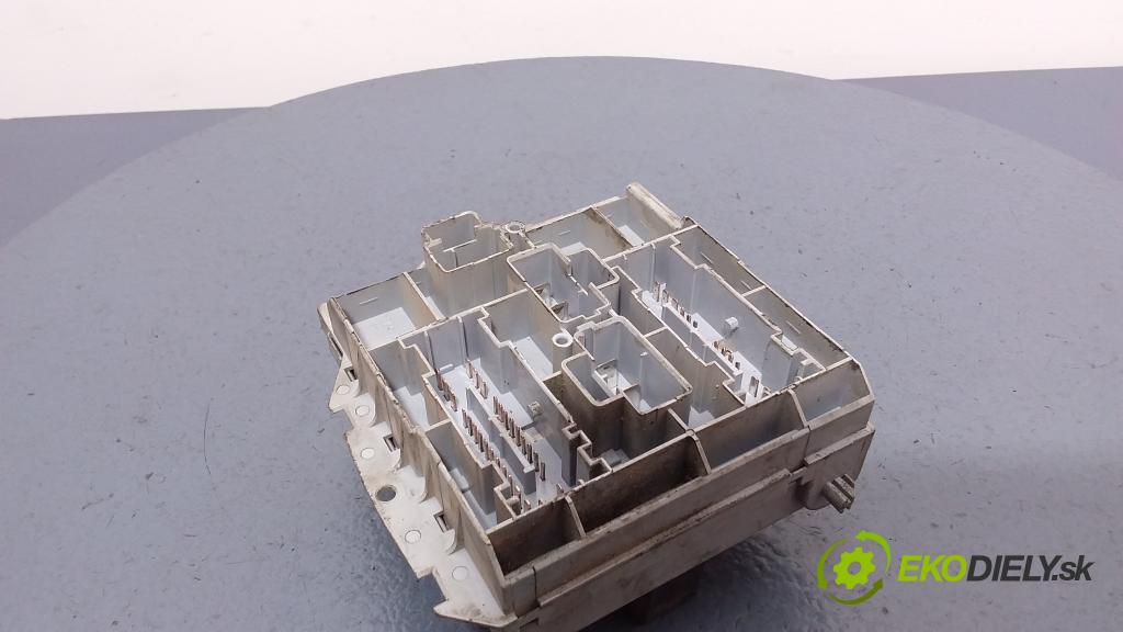 Fiat Stilo 2003 riadiaca jednotka Motor: 55189584