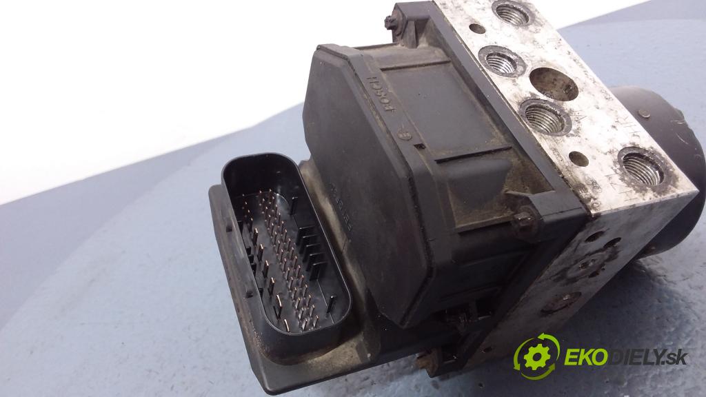 Seat Cordoba 2004 čerpadlo ABS x 6Q0614117E