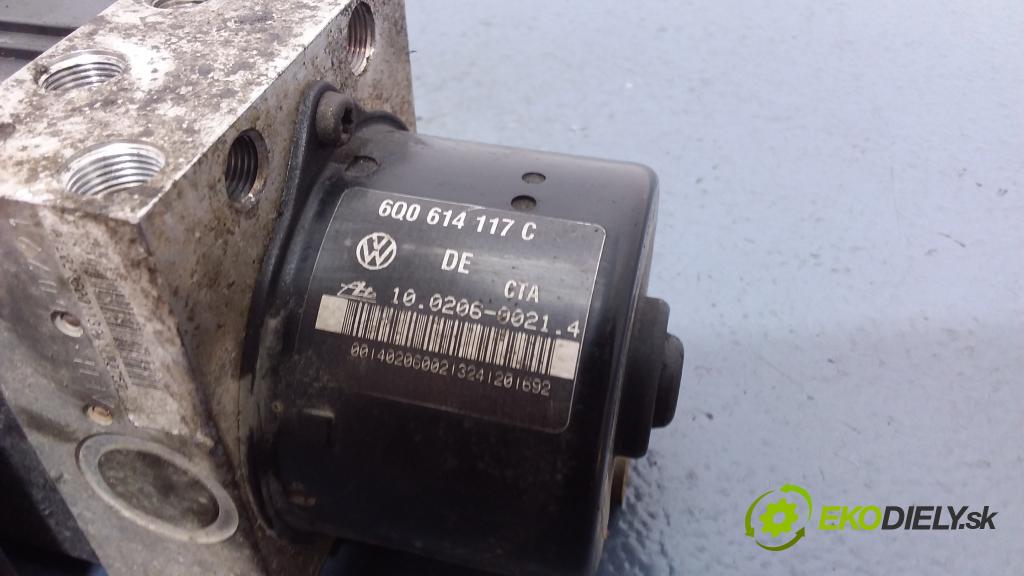 Volkswagen Bora 1999 čerpadlo ABS x 6Q0907379E