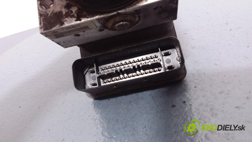 Volkswagen Golf 1998 čerpadlo ABS x 1C0907379E