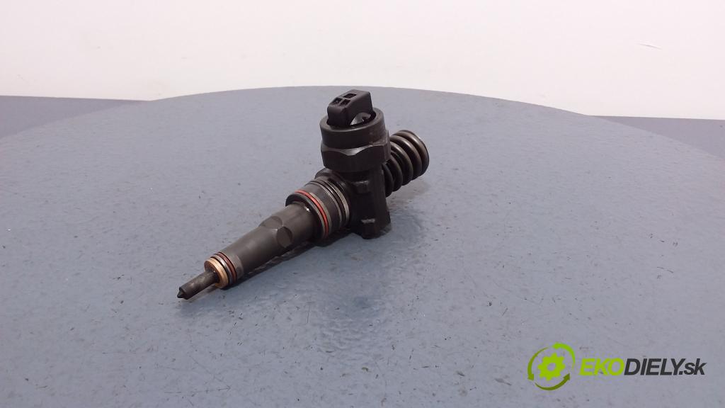 Audi A3 2000 vstrek 038130073AA