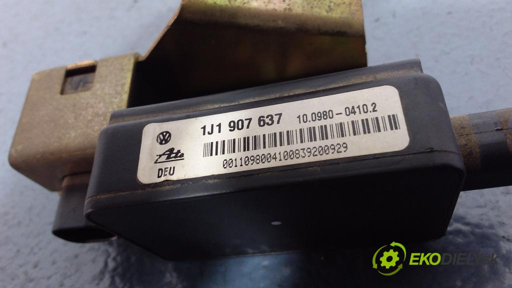 Volkswagen Golf 1999 snímač ESP. 1J0907657