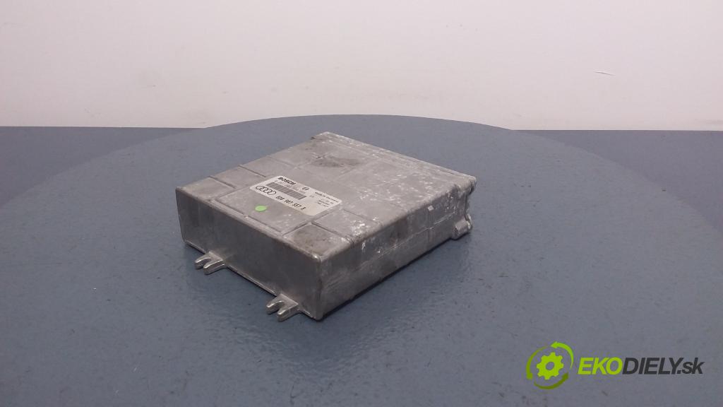 Audi A4 1995 riadiaca jednotka Motor: 8D0907557B