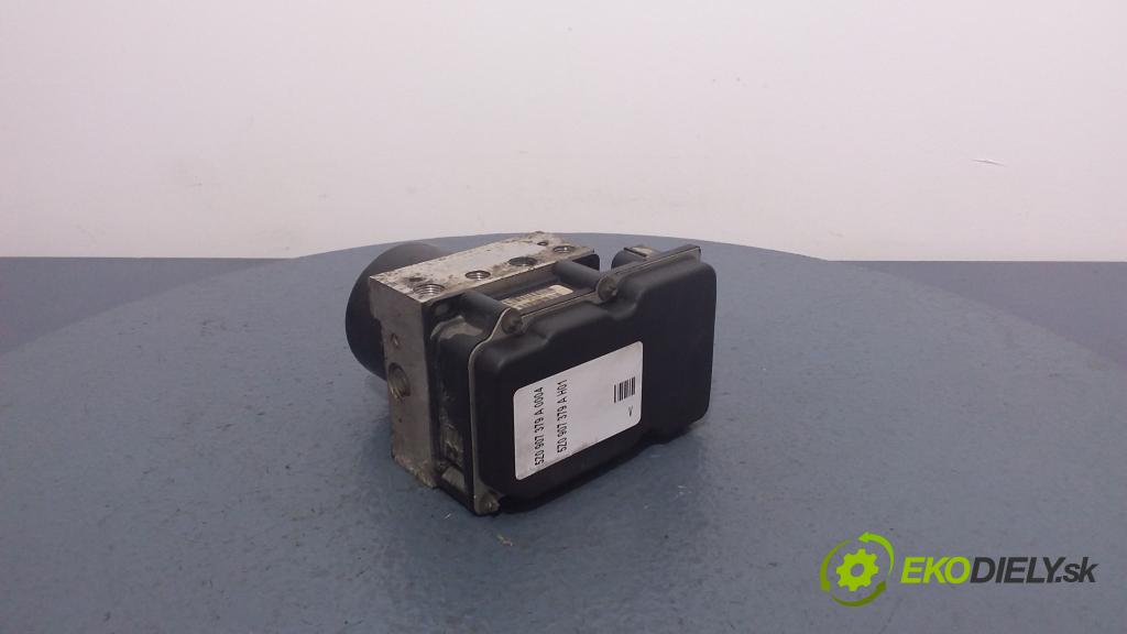Volkswagen Fox 2006 čerpadlo ABS x 5Z0907379A
