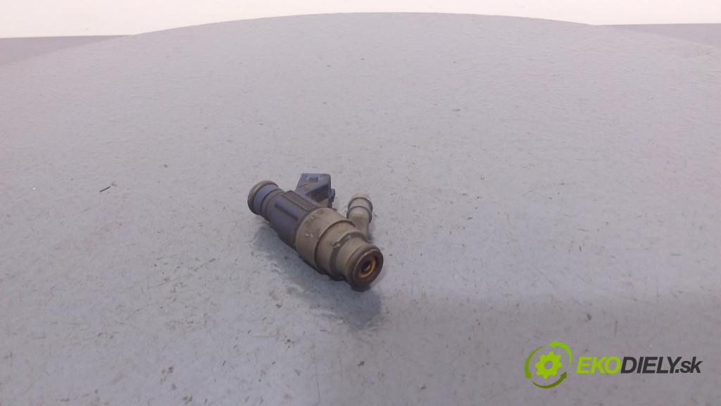 Volkswagen Golf 1999 vstrek 06A906031C