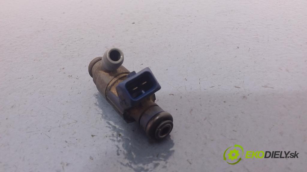 Volkswagen Golf 1999 vstrek 06A906031C