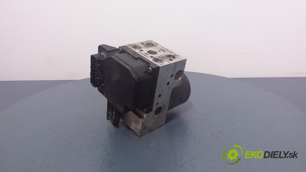 Audi A4 2000 čerpadlo ABS x 8E0614111T