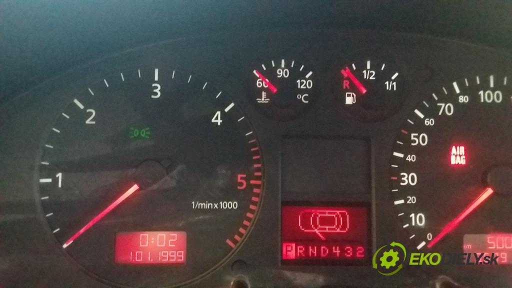 Audi A4 2000 prístrojovka/ budíky 8D0920900