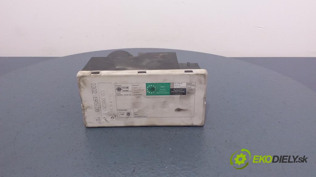 Audi A4 2000 pompa Centrálny: Zámok: 8D0862257B