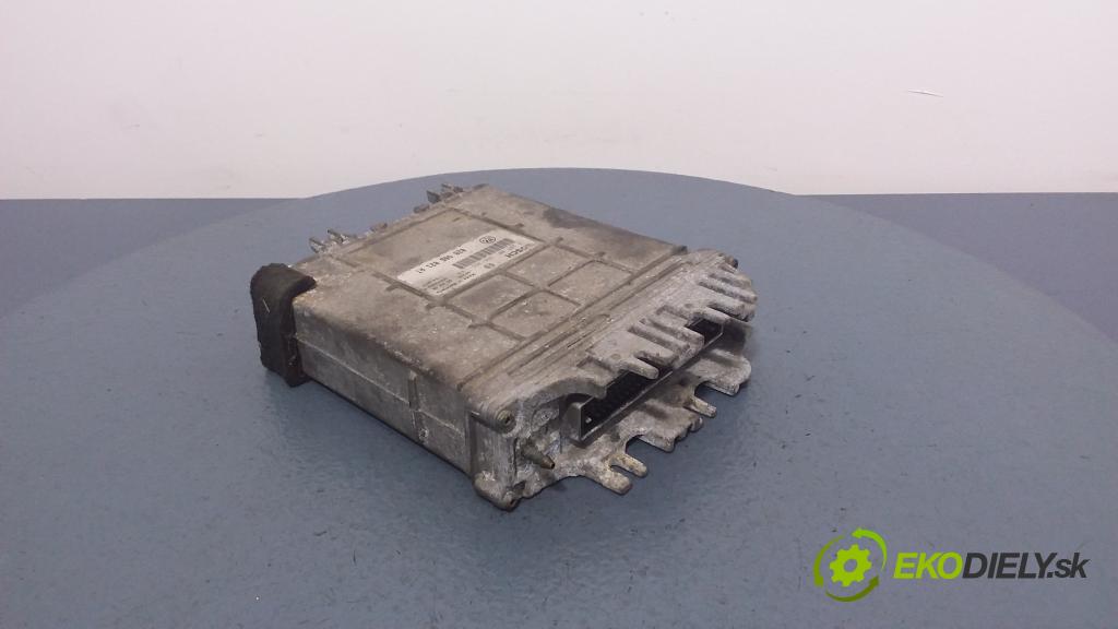 Volkswagen Passat 1996 riadiaca jednotka Motor: 0281001368/369