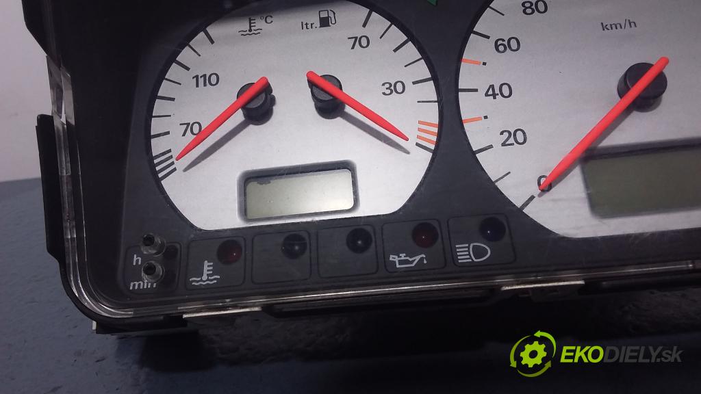 Volkswagen Passat 1996 prístrojovka/ budíky 3A0919861F