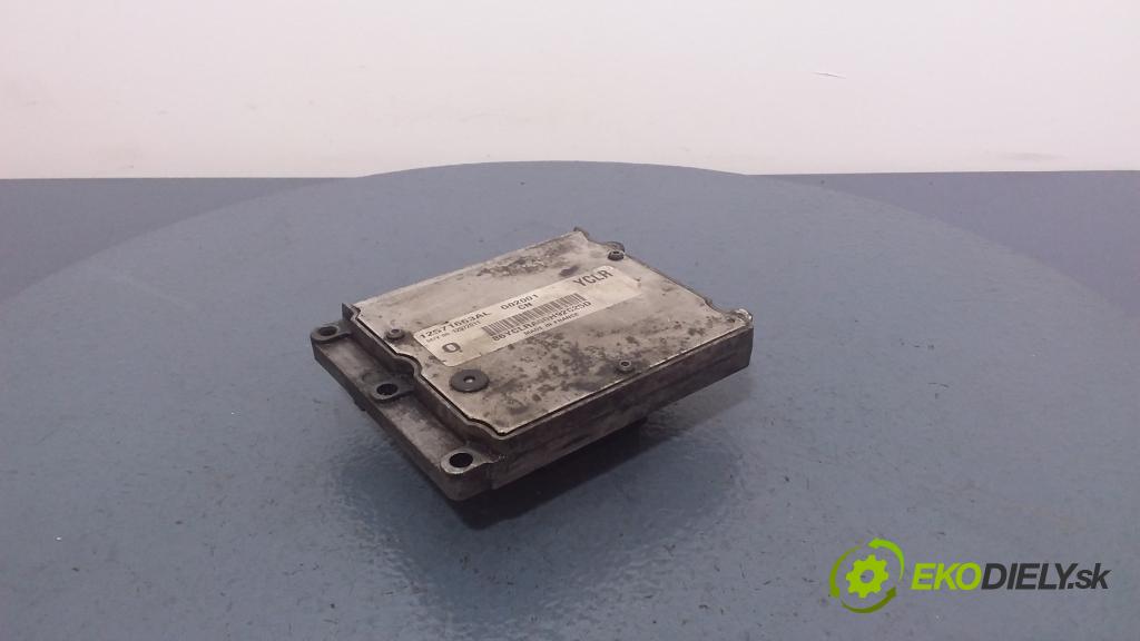 Opel Vectra-c 2002 riadiaca jednotka Motor: 12571663AL