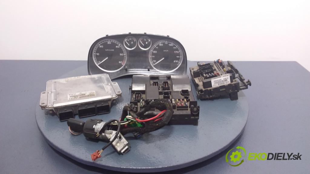 Peugeot 307 2003 riadiaca jednotka Motor: 9652183780