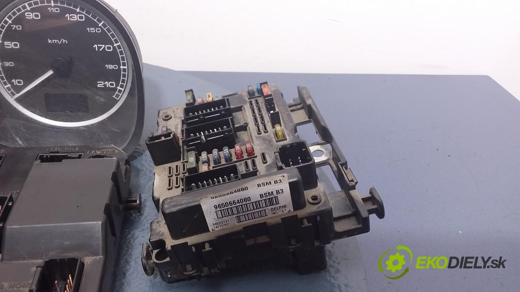 Peugeot 307 2003 riadiaca jednotka Motor: 9652183780