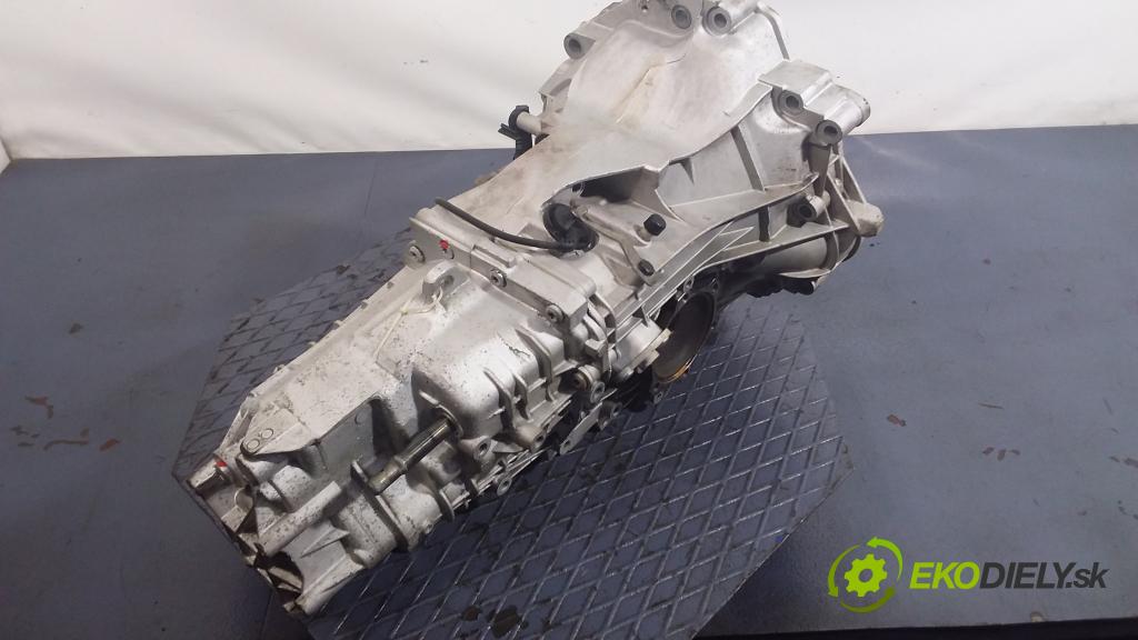 Volkswagen Passat 2004 prevodovka Manualna GFY