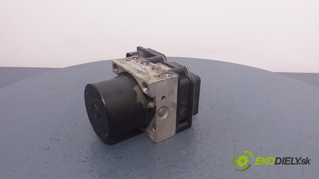 Volkswagen Polo 2005 čerpadlo ABS x 6Q0907379AA