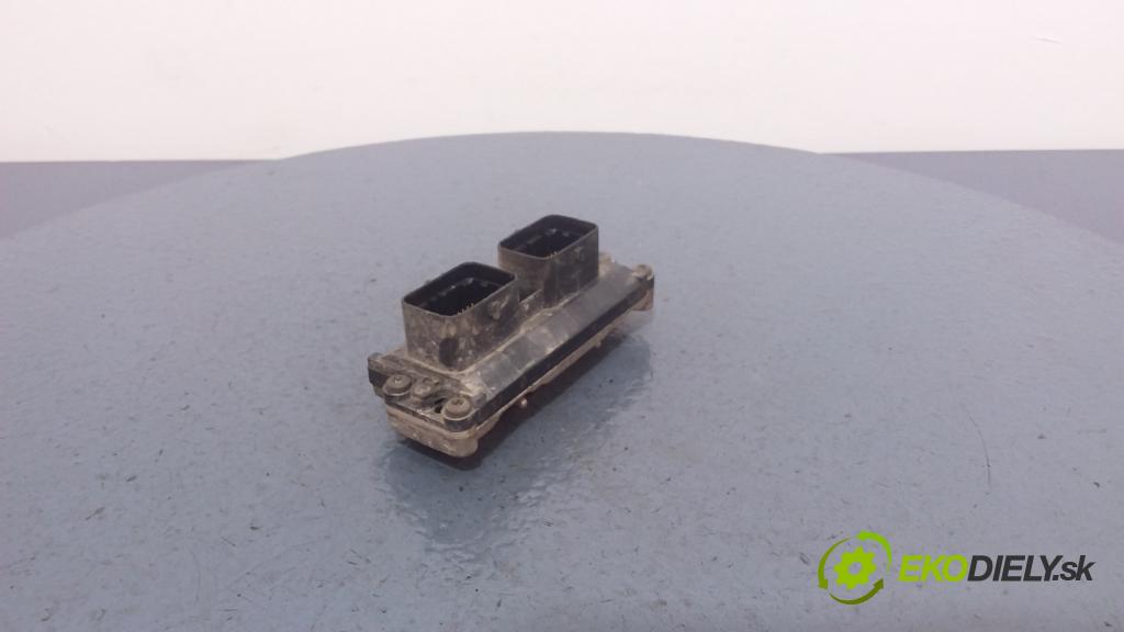 Fiat Punto 2002 riadiaca jednotka Motor: 71736339