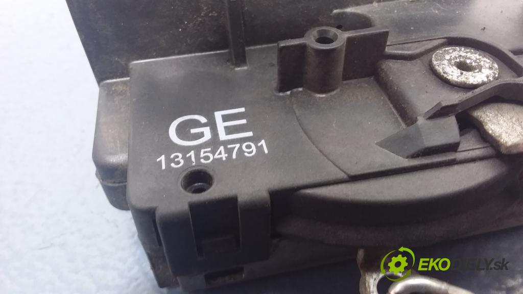 Opel Meriva 2004 zámek dveře před Levý: 13154791