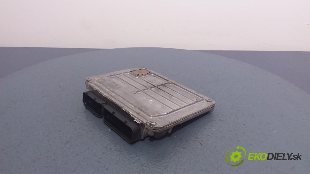 Audi A3 2000 riadiaca jednotka Motor: 06A906033A