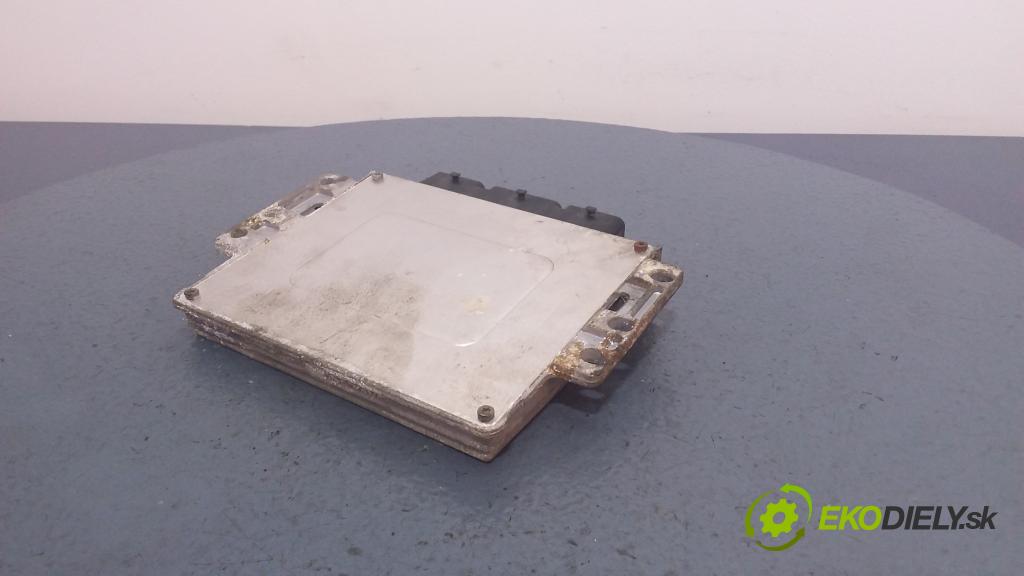 Renault Laguna 2003 riadiaca jednotka Motor: 8200278376