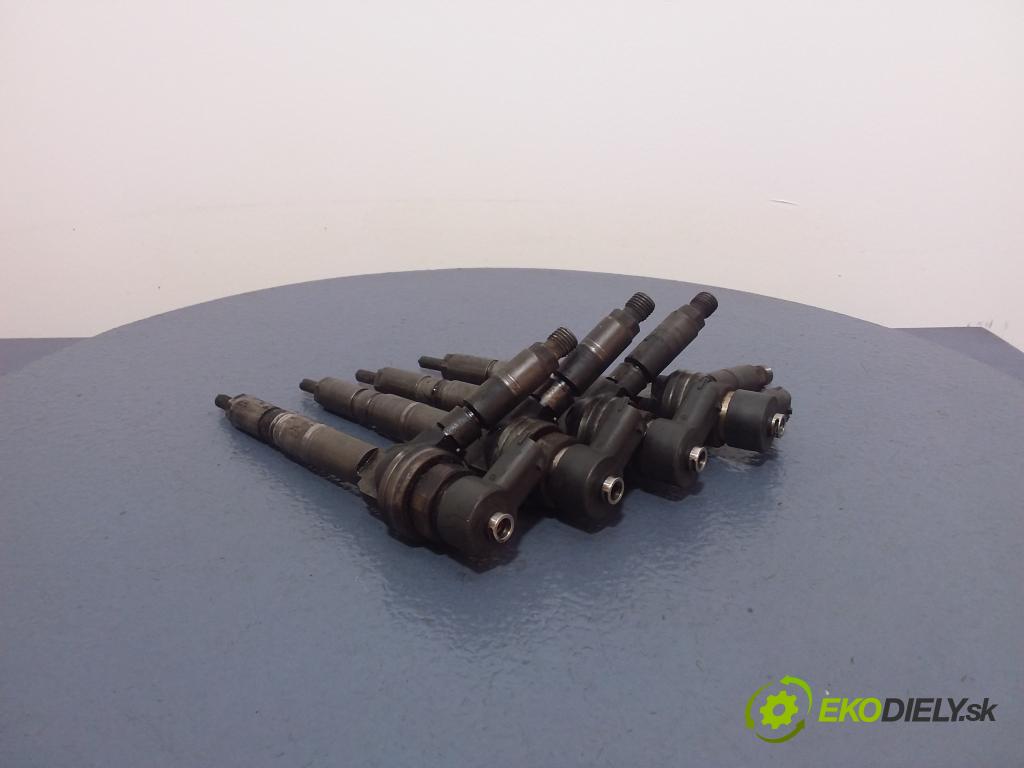 Opel Astra 2004 vstřikovač 0445110175