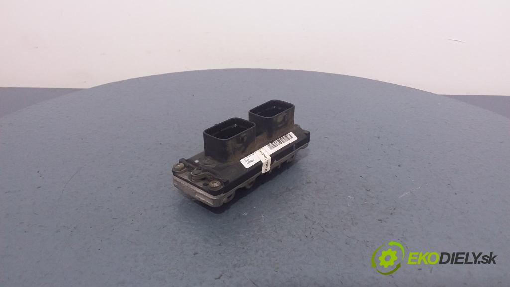 Fiat Punto 2003 riadiaca jednotka Motor: 46808846