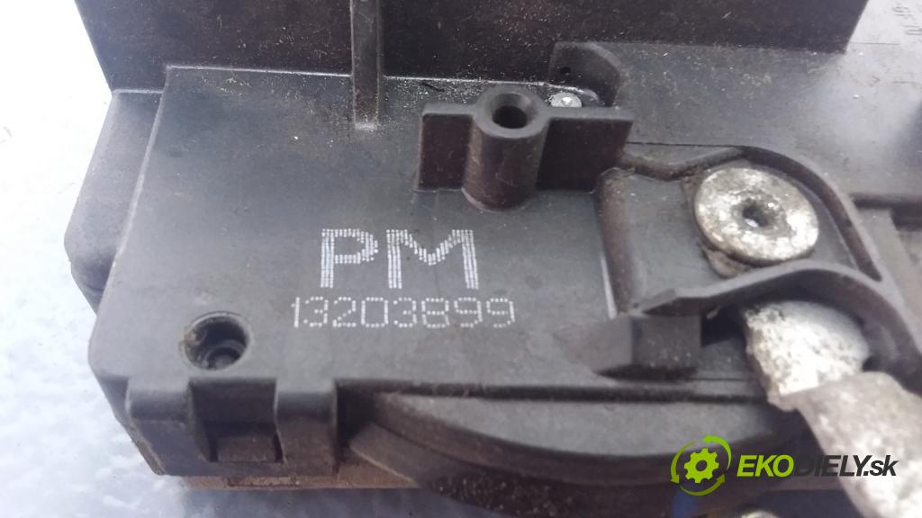 Opel Meriva 2006 zámek dveře před Levý: 13203899