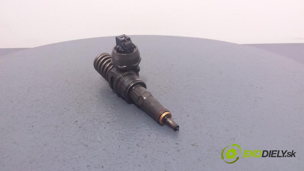 Volkswagen Passat 2005 vstrek 038130073AR