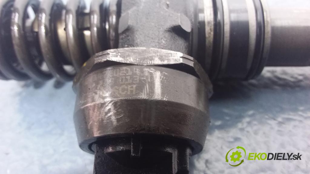 Volkswagen Passat 2005 vstrek 038130073AR