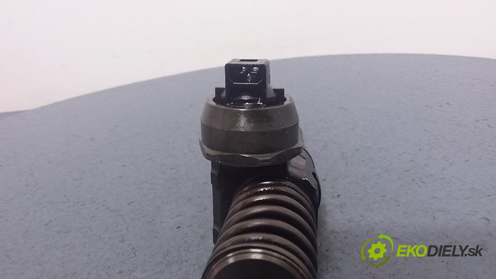Volkswagen Passat 2005 vstrek 038130073AR