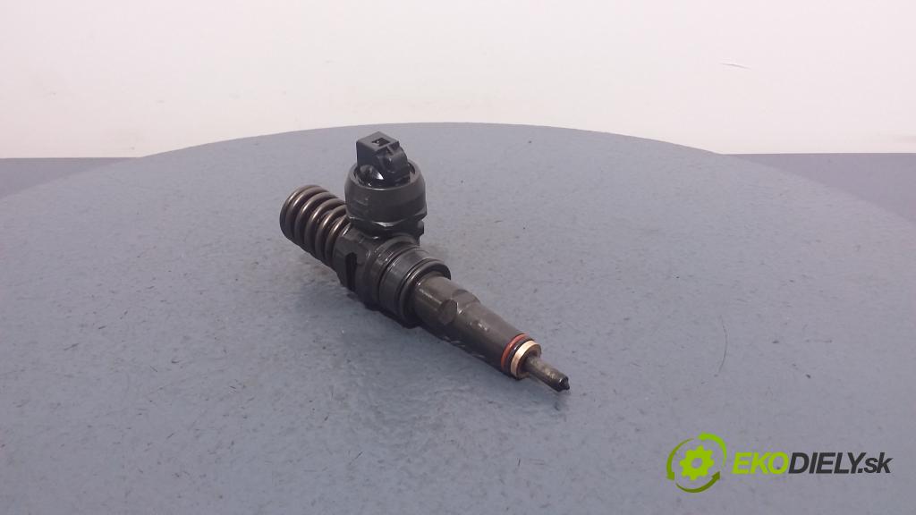 Volkswagen Passat 2005 vstrek 038130073AR