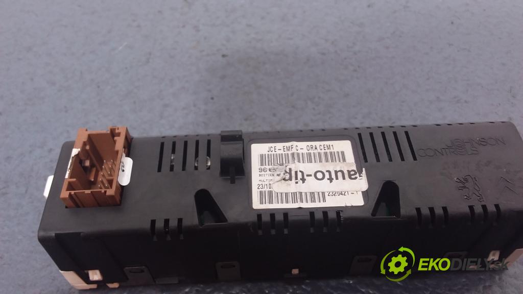 Peugeot 407 2004 Zobrazit: Rádio: / GPS 9665118480