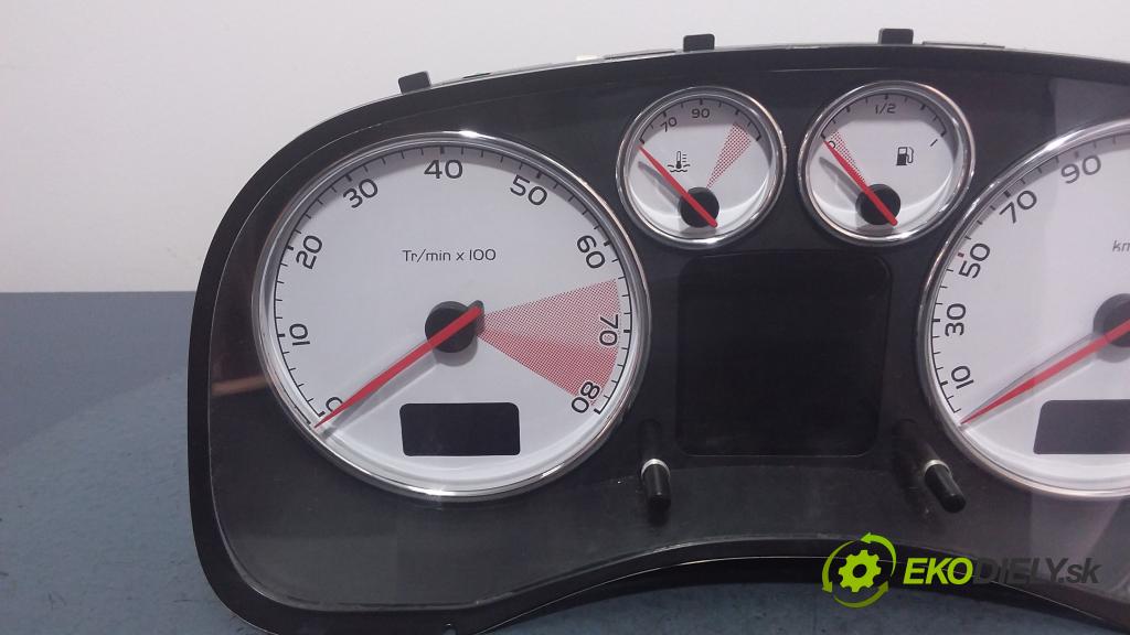 Peugeot 307 2004 prístrojovka/ budíky 9655476680