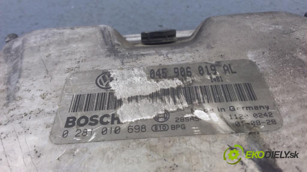Volkswagen Polo 2002 riadiaca jednotka Motor: 0281010698