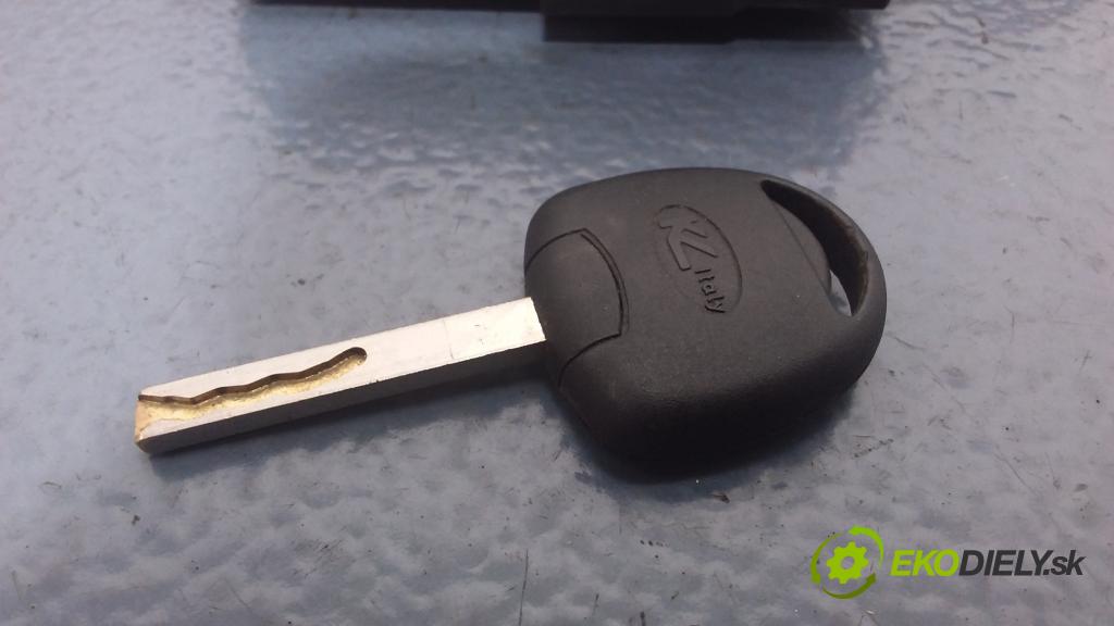 Opel Meriva 2005 riadiaca jednotka Motor: 55353613