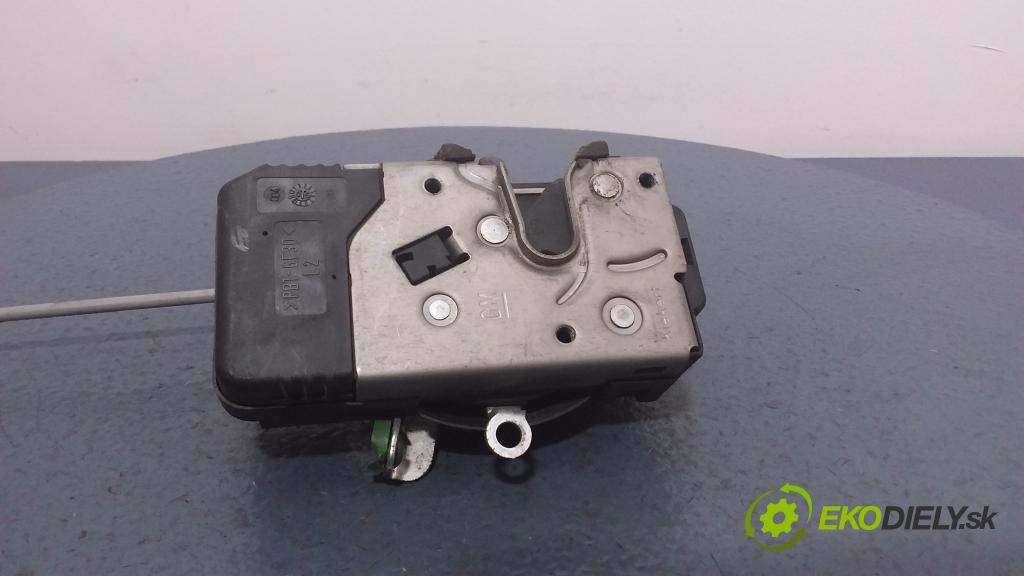 Opel Meriva 2005 zámek dveře před Levý: 13203899